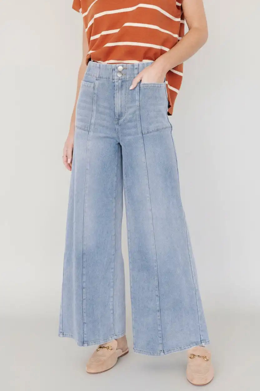 Emmi Mid Rise Wide Leg Jeans