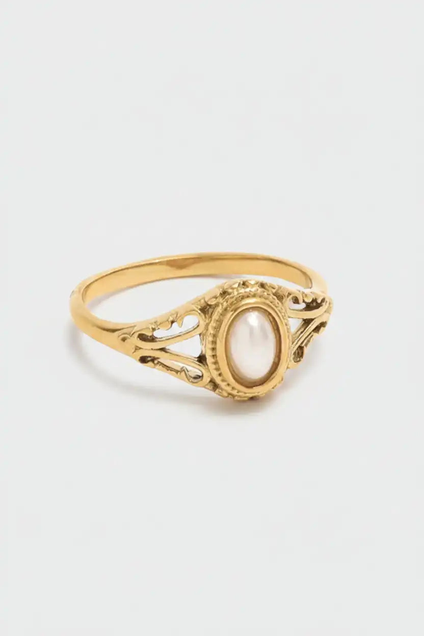 The Ella Ring