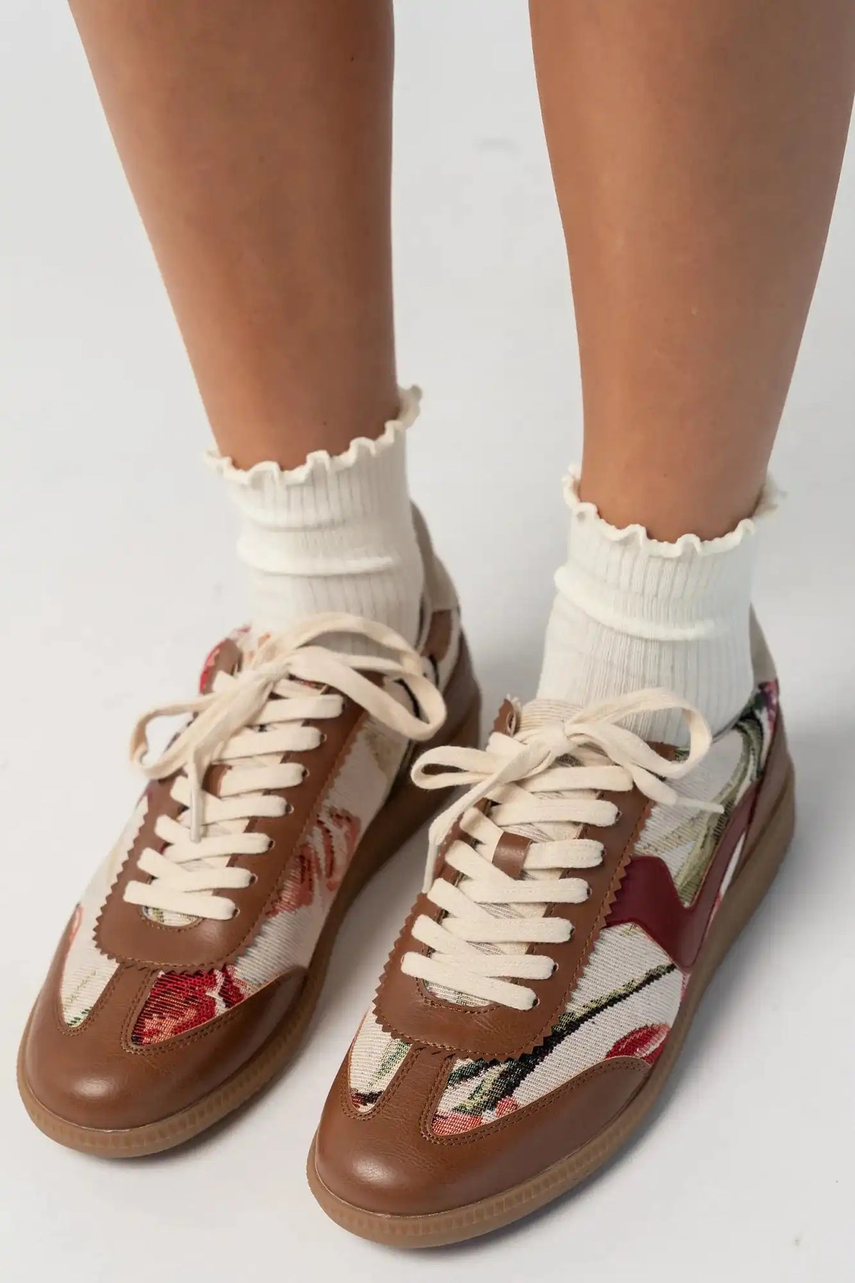 Potenza Classic Low Top Sneaker
