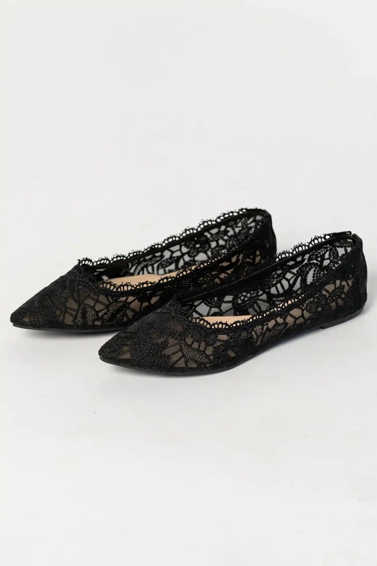 Eirena Lace Ballet Flats