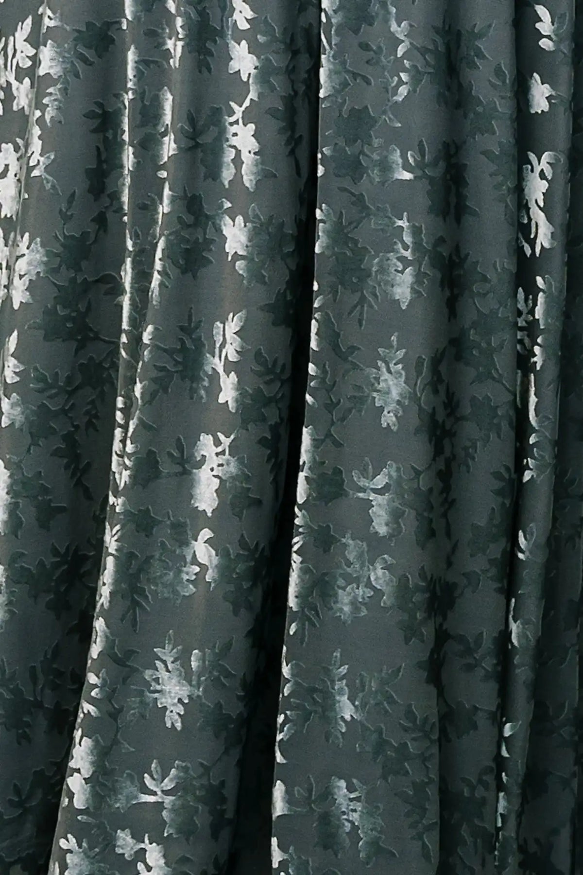Fabric Swatch - Veronica Velvet